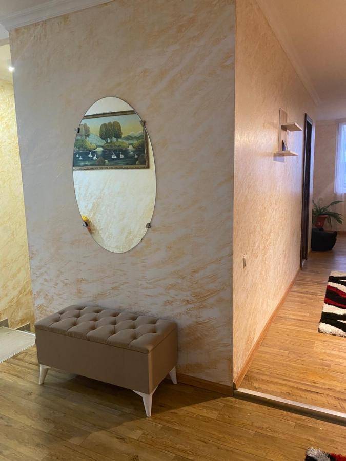 Holiday House Chkonia Ξενοδοχείο Μπατούμι Εξωτερικό φωτογραφία