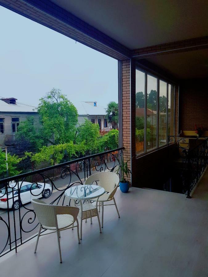 Holiday House Chkonia Ξενοδοχείο Μπατούμι Εξωτερικό φωτογραφία